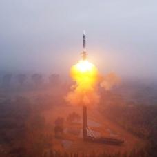 Do�u Asya'da gerilim t�rmand�: Balistik f�zeler pe� pe�e f�rlat�ld�