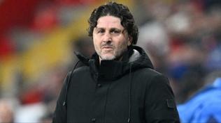 Fatih Tekke: Orhan a�abey yokmu� gibi davranamay�z