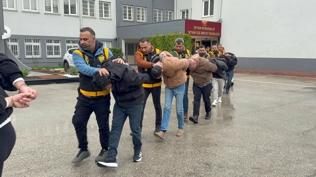 Hisse vaadiyle 21 milyonluk vurgun: Doland�r�c�l�k �ebekesi ��kertildi