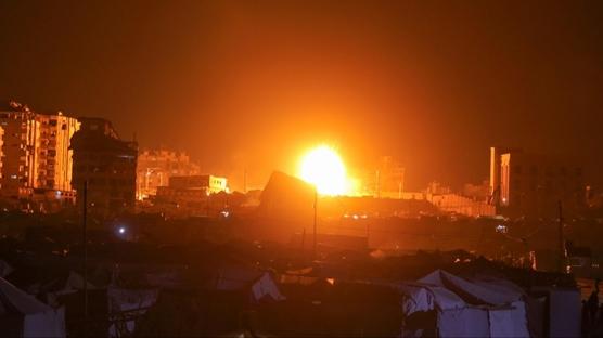 Katil İsrail'den Gazze'ye saldırı! 3 kişi hayatını kaybetti