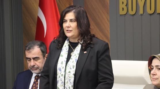 �zlem �er�io�lu'ndan CHP'li Tezcan'a su� duyurusu