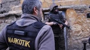 527 kilo 475 gram uyu�turucu ele ge�irildi! �stanbul'da t�rlara operasyon