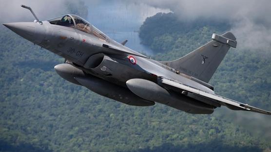 122 adet sava� u�a�� al�nd�