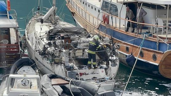 Göçmen kaçakçılığında kullanıldığı gerekçesiyle el konulan tekne yandı