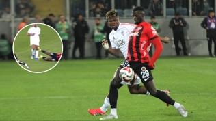 Maçta erken kırmızı kart!