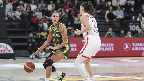 Potanın Perileri, Avustralya'ya direnemedi