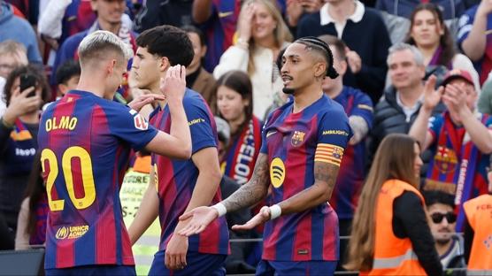 Raphinha hat-trick yapt�! Barcelona'dan Sevilla'ya 5 gol