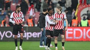 Samsunspor son dakika golüyle güldü