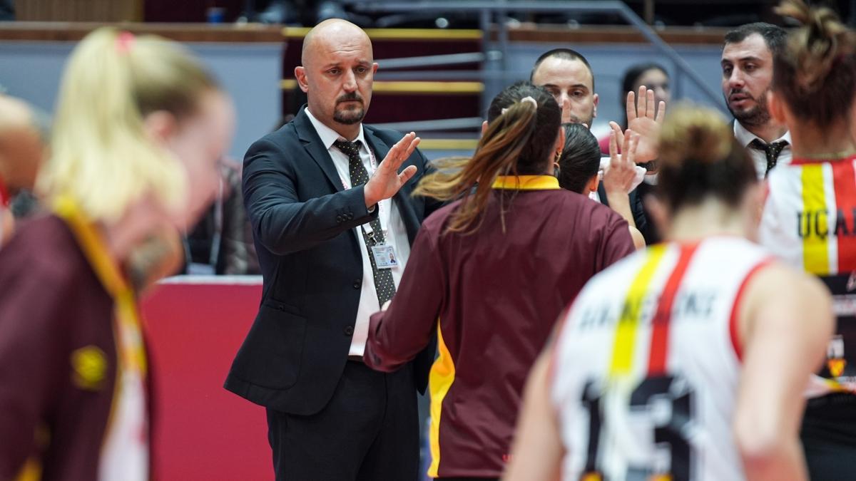 G�ztepe Voleybol'da Ataman G�neyligil d�nemi sona erdi
