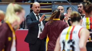 G�ztepe Voleybol'da Ataman G�neyligil d�nemi sona erdi
