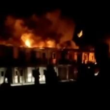 Afganistan, 'hastane vurdu' dedi, Pakistan reddetti