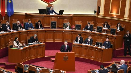 Arnavutluk meclisinden �ran karar�