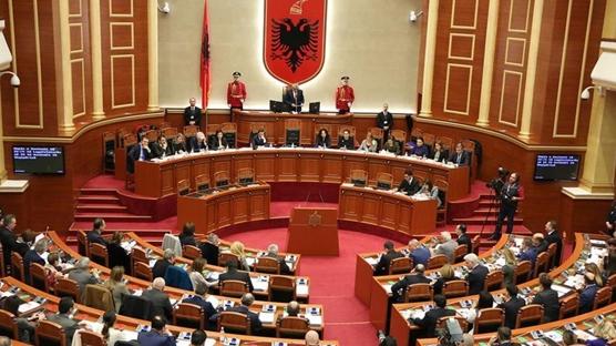 Arnavutluk meclisinden �ran karar�