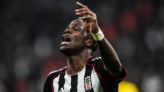 Be�ikta�l� Junior Olaitan milli davet