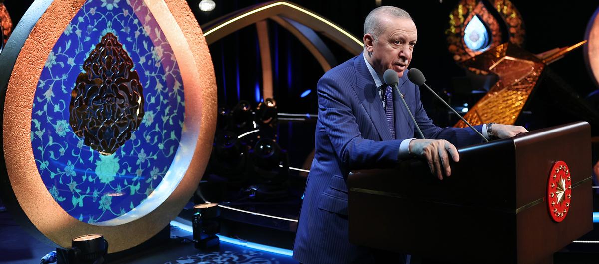 Cumhurba�kan� Erdo�an: Bir as�r �nce yaz�lan kanl� senaryolara izin veremeyiz