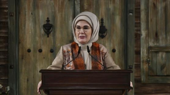 Gazze'de ya�ananlara dikkati �ekti! Emine Erdo�an: Bat� d�nyas�n�n merhameti ideolojiktir