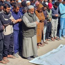 Soyk�r�mc� �srail'den Gazze'de sald�r�:  Biri �ocuk 3 ki�i katledildi