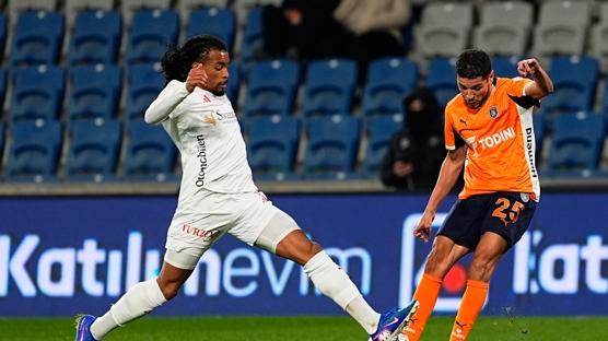 Ba�ak�ehir-Antalyaspor ma��nda gol sesi ��kmad�