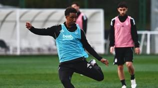 Be�ikta�'ta Kas�mpa�a mesaisi tamamland�