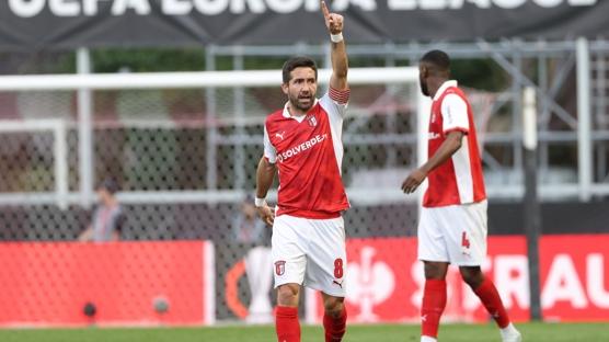 Braga �eyrek final biletini 4 golle ald�
