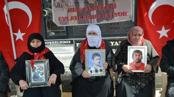 DEM Parti �n�nde evlat n�beti: �evremizde bu kadar ate� varken ne bekliyorsunuz