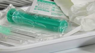 �ngiltere'de menenjit alarm�: Vaka say�s� art�yor