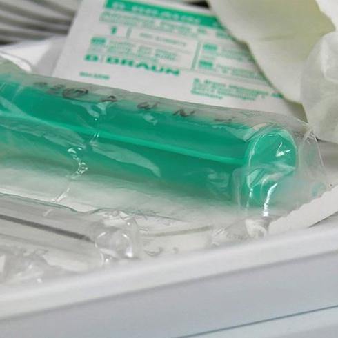 �ngiltere'de menenjit alarm�: Vaka say�s� art�yor