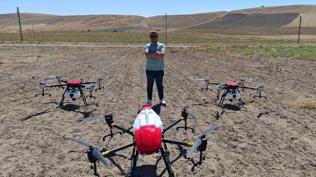 Mardin Ovas�'ndan d�nyaya! T�rk m�hendislerden 'ak�ll� tar�m' sistemi