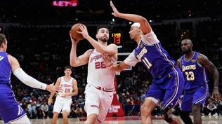 Houston Rockets evinde yenildi