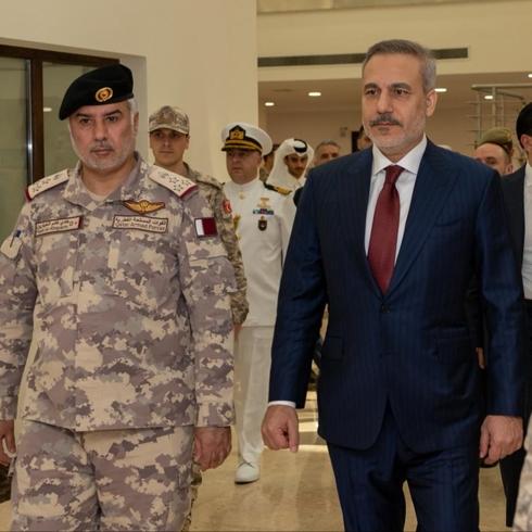 Bakan Fidan Katar'daki T�rk Birli�ini ziyaret etti