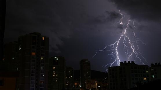 Bu ak�ama dikkat! Marmara B�lgesi i�in sa�anak uyar�s�