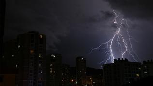 Bu ak�ama dikkat! Marmara B�lgesi i�in sa�anak uyar�s�