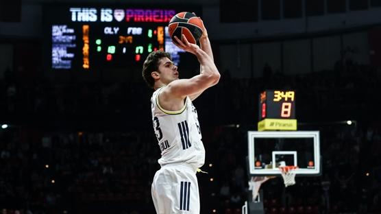 Fenerbah�e Beko yar�n sahas�nda Armani Milan'� konuk edecek