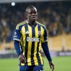 Fenerbah�eli futbolcu N'Golo Kante'ye milli davet