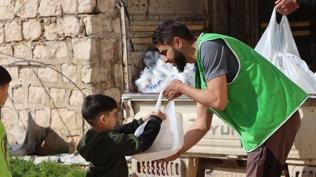 �HH'den �srail sald�r�lar� alt�ndaki L�bnan'a ramazan yard�m�: 1 milyonu a�k�n ki�i yerinden edildi