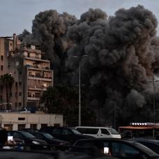 Soyk�r�mc� �srail'den L�bnan'a a��r bombard�man: Can kayb� bini a�t�