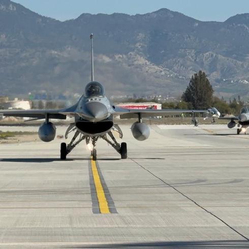 T�rk F-16'lar�n� hazmedemeyen Rumlara zor soru: Fransa ve Hollanda hangi stat�ye sahip?