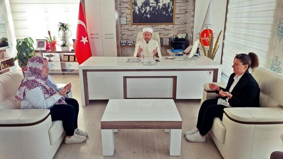 Almanya'dan geldi İslamiyet'i seçti: Müslüman olup Ayla simini aldı