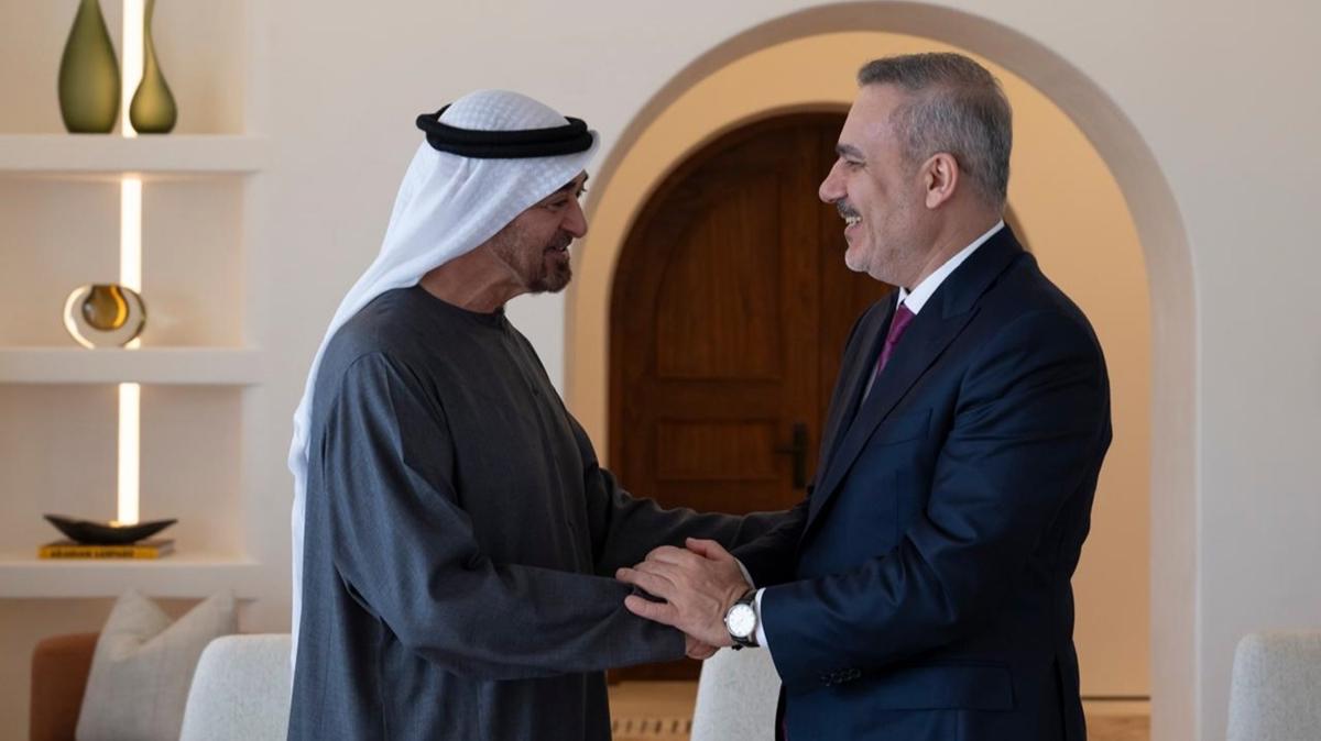 D��i�leri Bakan� Fidan, BAE Devlet Ba�kan� Al Nahyan taraf�ndan kabul edildi