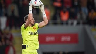 G�ztepe'de istikrar abidesi: Mateusz Lis