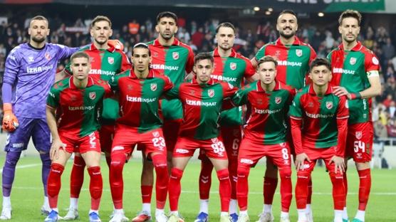 Karşıyaka evinde bambaşka