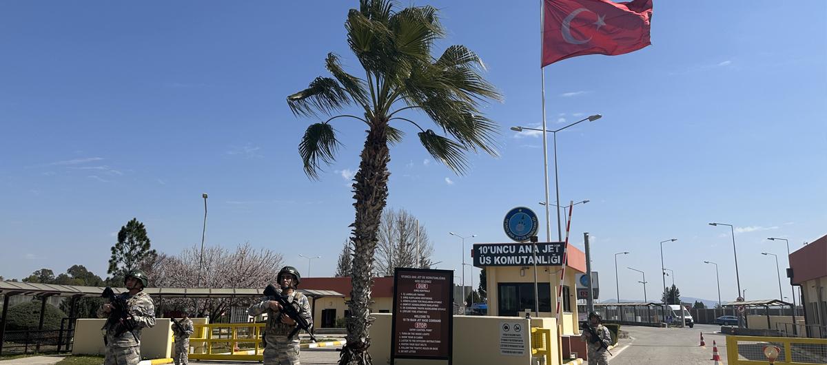 �ncirlik Hava �ss�'nde sirenlerin �ald��� iddias�... MSB kaynaklar�: Herhangi bir olumsuz durum yok