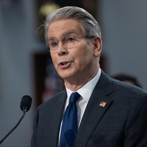 ABD, �ran petrol�n�n sat���na ge�ici olarak izin verdi