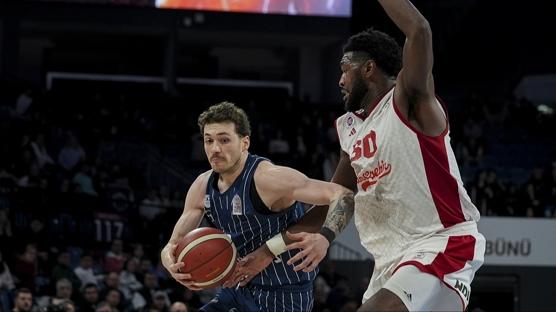 Anadolu Efes, Bah�e�ehir Koleji deplasman�nda y�k�ld�