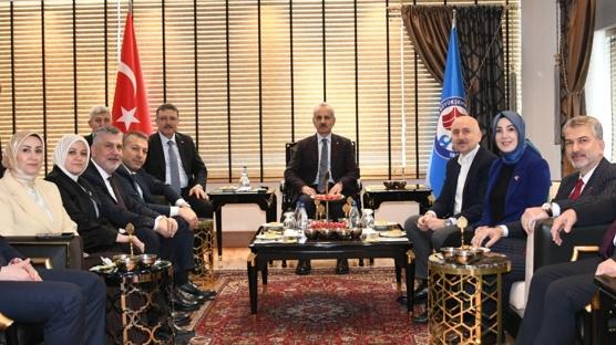 Bakan Uralo�lu: T�rkiye g�ven adas� olarak konumunu g��l� bir �ekilde y�r�t�yor