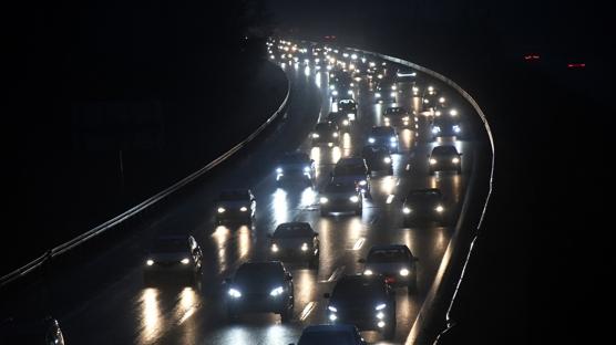 Bayram tatili bitti, d�n��ler ba�lad�: Yollarda yo�unluk zirvede