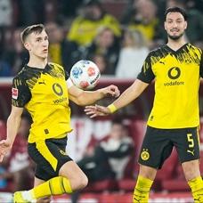 Borussia Dortmund'dan son b�l�mde b�y�k zafer!