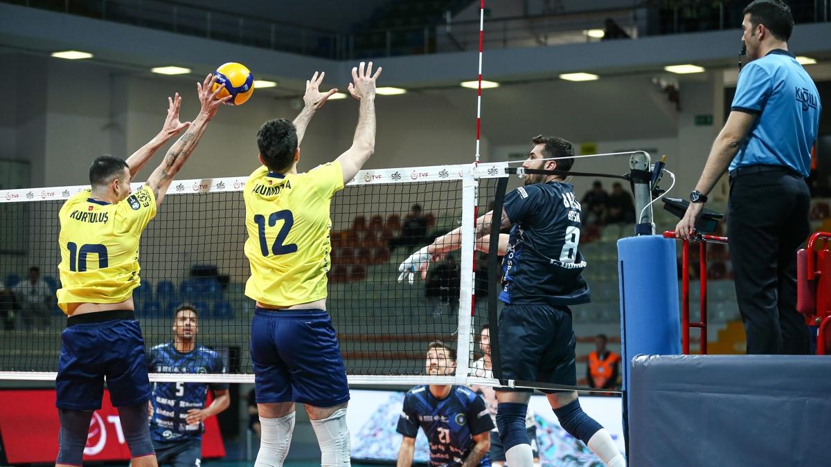 Efeler Ligi'nde sezon sona eriyor! ��te son haftan�n program�...