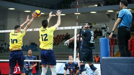 Efeler Ligi'nde sezon sona eriyor! ��te son haftan�n program�...