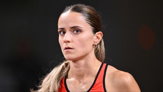 Milli atlet �ilan Ayy�ld�z'dan d�nya be�incili�i